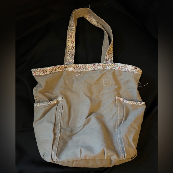 Thirty-One Tote - Picture 2 of 2